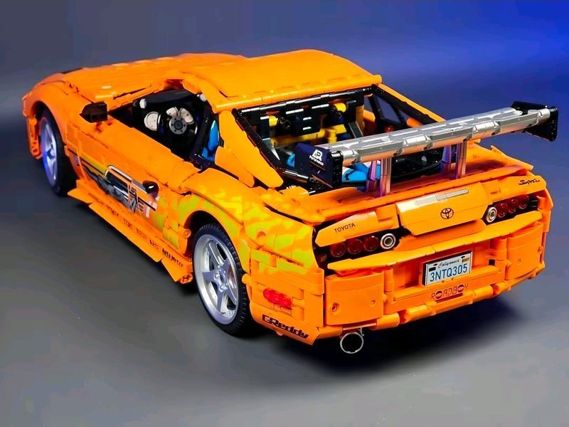 Конструктор Toyota Supra A80 2jz 4508 деталей Bole Brick YC-23049 фото
