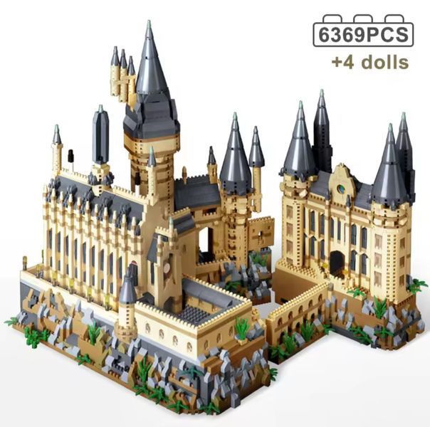 Конструктор Гаррі Поттер Замок Хогвартс (6369 деталей) з підсвіткою Harry Potter M2031 фото