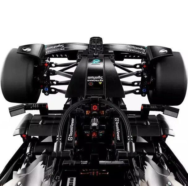 Конструктор з радіокеруванням Mercedes AMG F1 W14 1642 деталі Formula 1 42171LDK фото