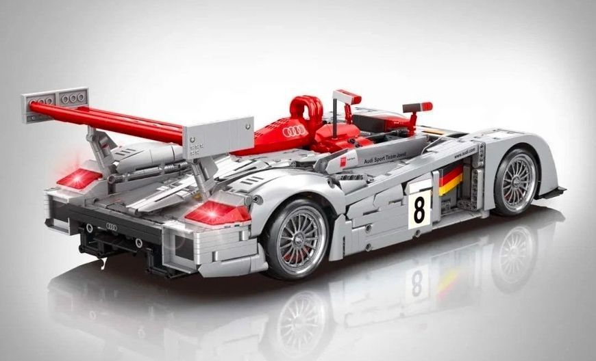 Конструктор Audi R8 Le Mans 2426 деталей з підсвіткою 1:8 YC-23044 фото